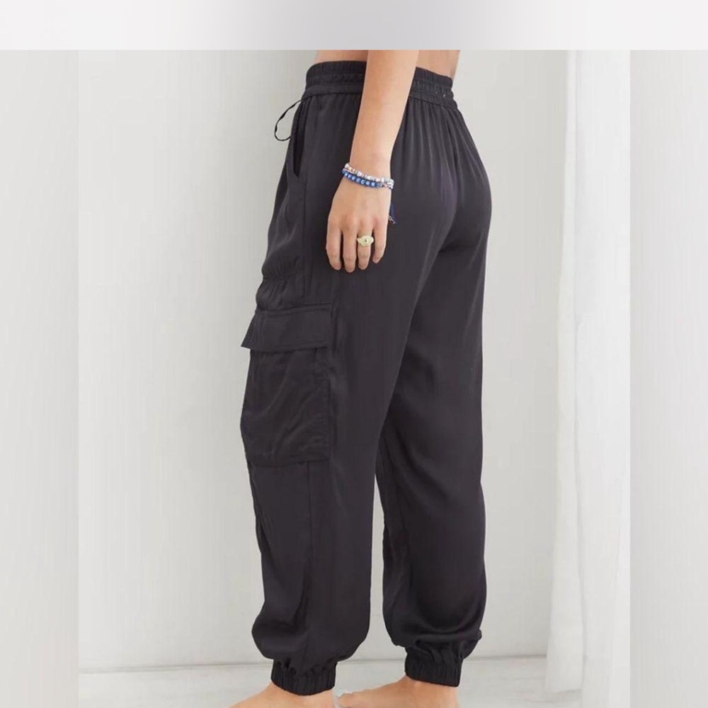 Aerie Silk Cargo Jogger Pants